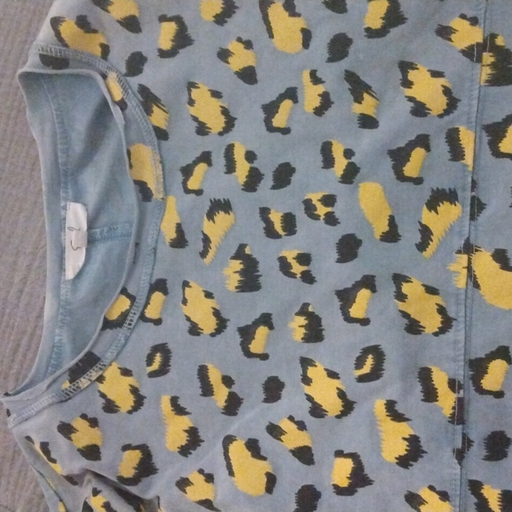 Easel LA super oversized small LS top patchwork colorful leopard